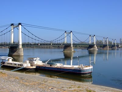 BridgeMontjeanSurLoire